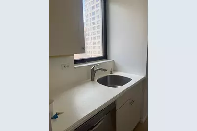 255 E 49th Street #15A, New York City, NY 10022 - Photo 3