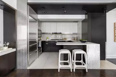 211 E 51st Street #PHB, New York City, NY 10022 - Photo 3