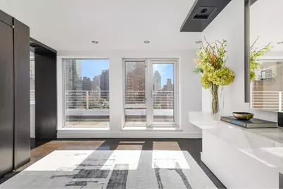 211 E 51st Street #PHB, New York City, NY 10022 - Photo 5