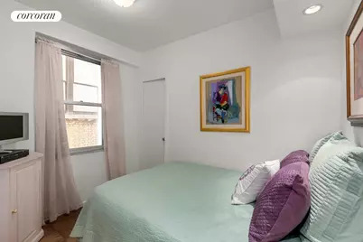 80 Central Park W #2H, New York City, NY 10023 - Photo 5