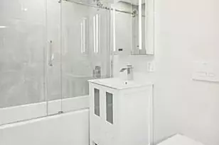 608 Ocean Ave, New York City, NY 11226 - Photo 5