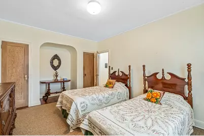 53-31 37th Road, New York City, NY 11377 - Photo 7