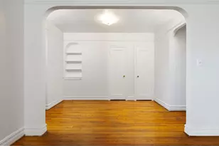 570 Ocean Pkwy, New York City, NY 11218 - Photo 9