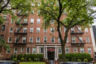 570 Ocean Pkwy, New York City, NY 11218 - Photo 37