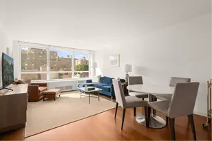 200 E 94th St, New York City, NY 10128 - Photo 17