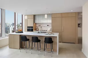 200 E 20th St, New York City, NY 10003 - Photo 5