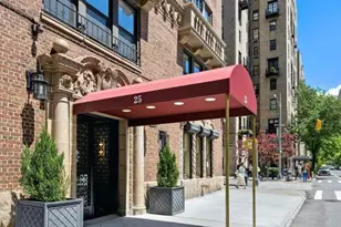 25 E 9th St, New York City, NY 10003 - Photo 23