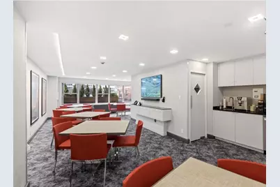360 E 72nd Street #C2205, New York City, NY 10021 - Photo 17