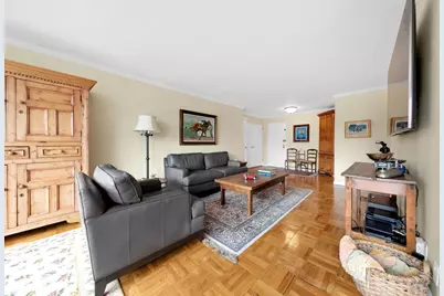 360 E 72nd Street #C2205, New York City, NY 10021 - Photo 3