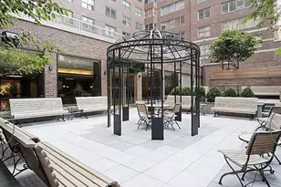360 E 72nd St, New York City, NY 10021 - Photo 3