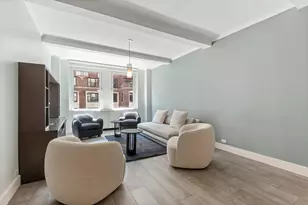 111 E 56th St, New York City, NY 10022 - Photo 1