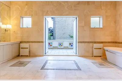 247 Central Park W, New York City, NY 10024 - Photo 15