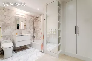 150 E 69th St, New York City, NY 10021 - Photo 9