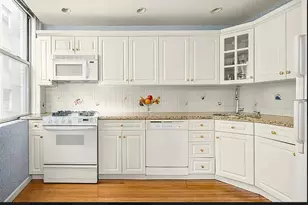 136 E 36th St, New York City, NY 10016 - Photo 3