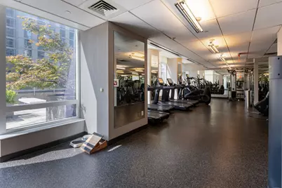 247 W 46th Street #3104, New York City, NY 10036 - Photo 13