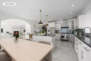 4 Angelas Pl, New York City, NY 10465 - Photo 7