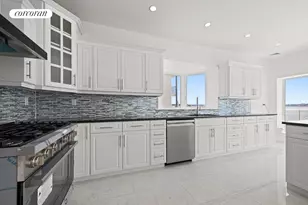 4 Angelas Pl, New York City, NY 10465 - Photo 13