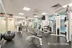 250 E 40th St, New York City, NY 10016 - Photo 9