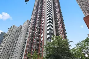 250 E 40th St, New York City, NY 10016 - Photo 11