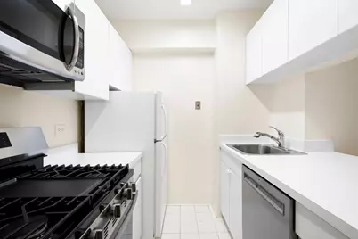 250 E 40th Street #21C, New York City, NY 10016 - Photo 5