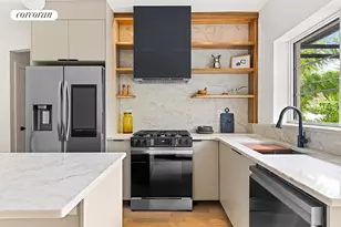 31-59 30th St, New York City, NY 11106 - Photo 3