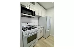 377 Rector Pl, New York City, NY 10280 - Photo 9