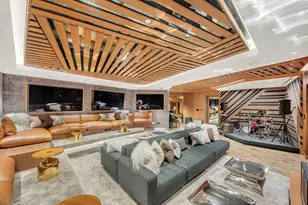 200 E 95th St, New York City, NY 10128 - Photo 21