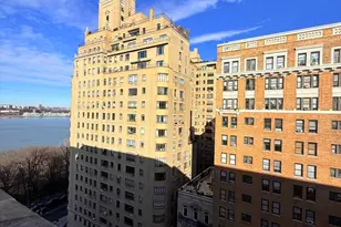 340 W 86th St, New York City, NY 10024 - Photo 3