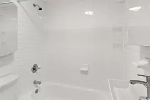 352 E 19th St, New York City, NY 10003 - Photo 5