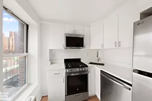 352 E 19th St, New York City, NY 10003 - Photo 1