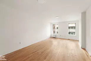 352 E 19th St, New York City, NY 10003 - Photo 3