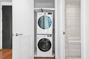 261 W 25th St, New York City, NY 10001 - Photo 9