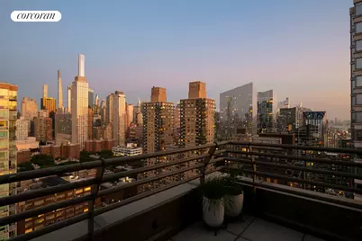 100 Riverside Boulevard #PHB, New York City, NY 10069 - Photo 17