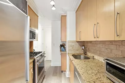 1725 York Avenue #33H, New York City, NY 10128 - Photo 7