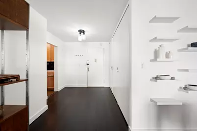 200 E 24th Street #1403, New York City, NY 10010 - Photo 5