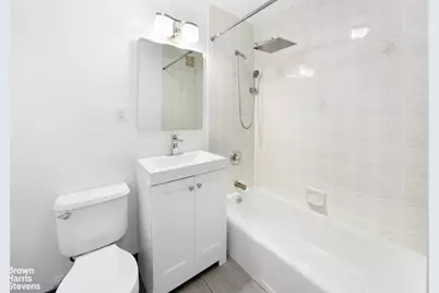 333 E 45th Street #9F, New York City, NY 10017 - Photo 7