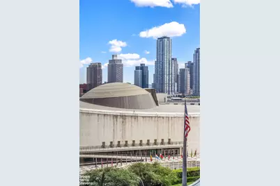 333 E 45th Street #9F, New York City, NY 10017 - Photo 17