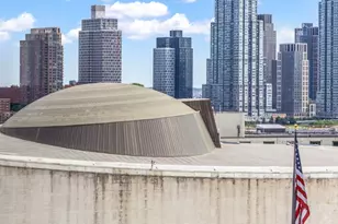 333 E 45th St, New York City, NY 10017 - Photo 17