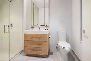 212 W 95th St, New York City, NY 10025 - Photo 9