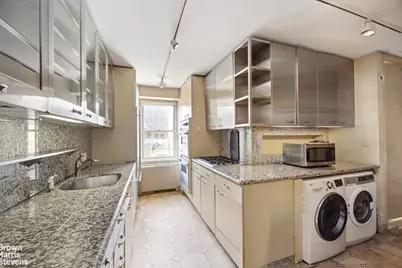 40 E 84th Street #7CD, New York City, NY 10028 - Photo 7