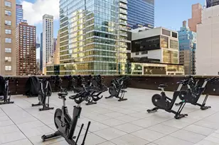 303 E 57th St, New York City, NY 10022 - Photo 13