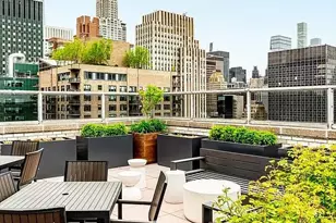 300 E 40th St, New York City, NY 10016 - Photo 7