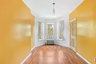 614 St Johns Pl, New York City, NY 11238 - Photo 7