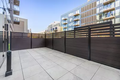 11-36 45th Road #202B, New York City, NY 11101 - Photo 5