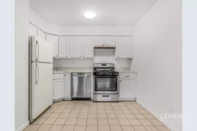 122 Prospect Park SW #3, New York City, NY 11218 - Photo 5