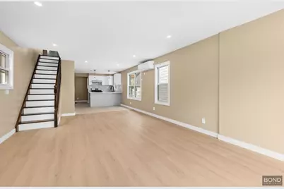 33-38 153rd Street, New York City, NY 11354 - Photo 5