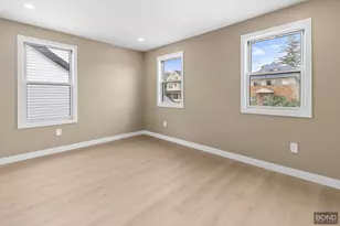 33-38 153rd St, New York City, NY 11354 - Photo 7