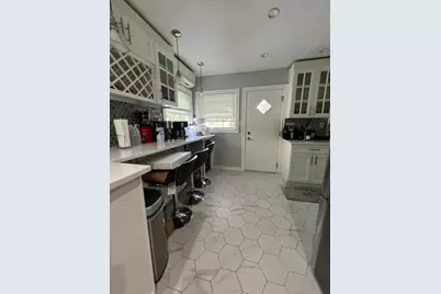 1375 E 104th Street, New York City, NY 11236 - Photo 3