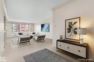 300 E 40th St, New York City, NY 10016 - Photo 3