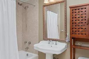 340 E 64th St, New York City, NY 10065 - Photo 7